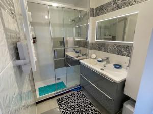 Magnifique T2 à Saint-Cyprien avec piscine, parking - FR-1-793-21