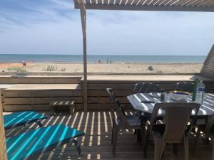 Gruissan, T3 climatisé sur plage, terrasse, 4 pers - FR-1-796-68