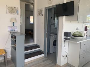 Gruissan, T3 climatisé sur plage, terrasse, 4 pers - FR-1-796-68