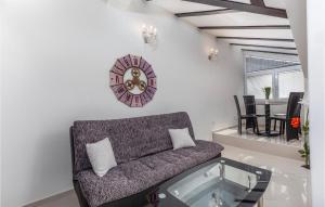 3 Bedroom Nice Home In Veprinac