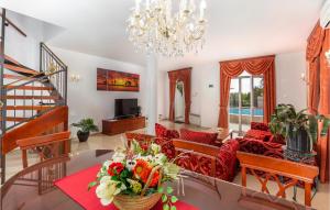 3 Bedroom Nice Home In Veprinac 