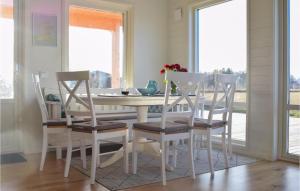 Awesome Home In Löttorp With Sauna