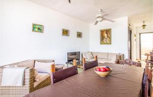 Lovely Apartment In Cartagena With Wifi