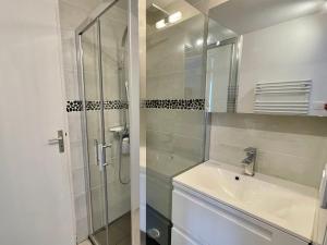 Maisonnette lumineuse, 200m plage, parking privatif - FR-1-231-328