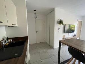 Appartements Charmant T2 proche plages et commerces avec terrasse a Vieux-Boucau - FR-1-239-1072 : photos des chambres