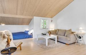 Holiday Home Højby 9