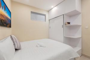 Modern Seaview Apt next to Walking St & My An Beach