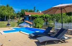 2 Bedroom Awesome Home In Opatija - Marčelji