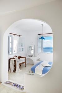Altana Heritage Suites Santorini Greece