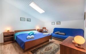 2 Bedroom Amazing Apartment In Secovlje