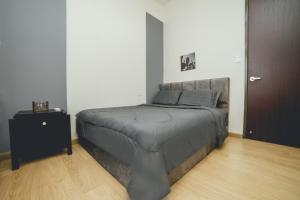 Bay Laurel Luxe HighFloor 2BR 4Pax Seaview by Our Stay