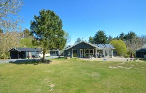 Three-Bedroom Holiday Home In Spottrup
