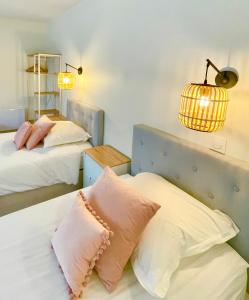 Maisons d'hotes Les CHARMES : photos des chambres