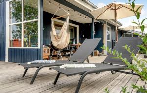 Lovely Home In Juelsminde With Kitchen