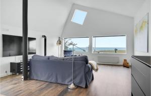 Three-Bedroom Holiday Home In Hundested