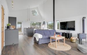 Three-Bedroom Holiday Home In Hundested