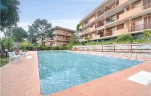 Cozy Apartment In Santo Stefano Al Mare