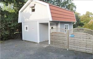 Cozy Home In Sölvesborg With Wifi