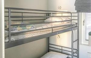 Two-Bedroom Holiday Home In Vena