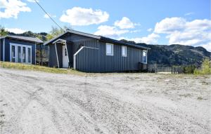 5 Bedroom Pet Friendly Home In Eiken