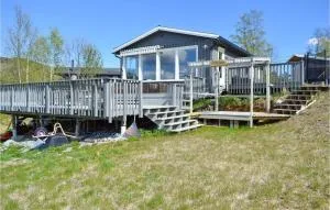 5 Bedroom Pet Friendly Home In Eiken - Fossdal