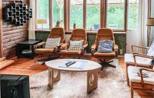 Two-Bedroom Holiday Home In Brakne Hoby