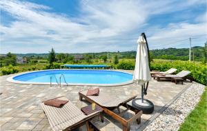 Cozy Home In Krasic With Sauna