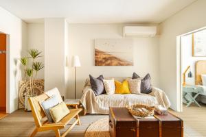 Chic City Retreat on Victoria Ave