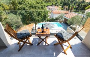 4 Bedroom Amazing Home In Kremena