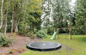 8 Bedroom Lovely Home In Bruchterveld