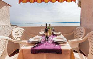 Stunning Home In Punat With Kitchen 