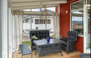 3 Bedroom Stunning Home In Huskvarna