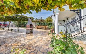 Amazing Apartment In Pula With Wifi