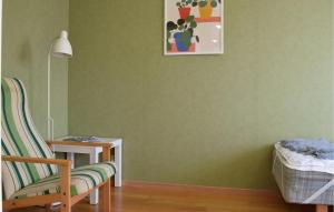 Stunning Apartment In Blomstermåla