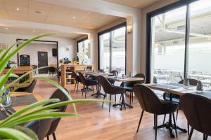 Hotels Hotel Des Nacres : photos des chambres