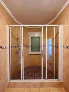 Casa Luna - Three Bedroom Villa with Stunning View