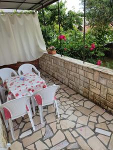 Apartment in Lopar with sea view, terrace, air conditioning, Wi-Fi (4618-3) 