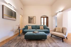 Apartments Florence - Modern Florentine Terrace few steps from Duomo