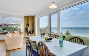 Three-Bedroom Holiday Home In Gilleleje
