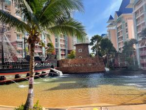 Grande Caribbean Condo