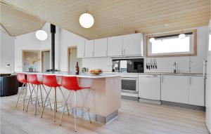 Lovely Home In Løkken With Wifi