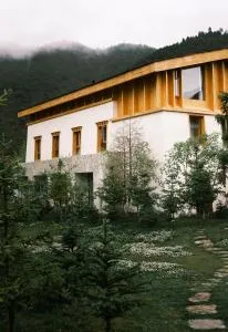 Linden Centre Naada - Diqing