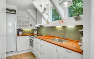 Holiday Home Ebeltoft 304