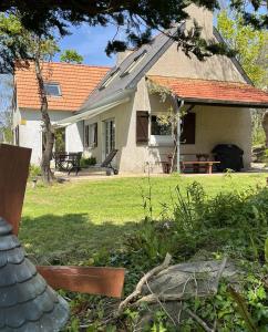 Maisons de vacances Belle Maison Bretonne Trebeurden - Ty Kerel : photos des chambres