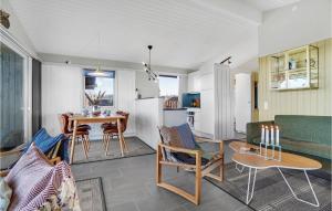 Gorgeous Home In Kalundborg With Wifi