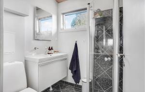 Gorgeous Home In Kalundborg With Wifi