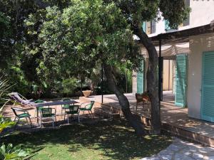 La Cabane des Salants la Capte Presquîle de Giens