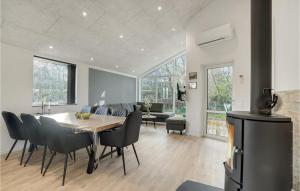 Nice Home In Hurup Thy With Wifi