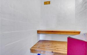 Awesome Home In Fårvang With Sauna