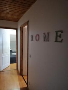 Chalets Beautiful apartment duplex in a chalet with garden for 6 in Morillon : photos des chambres